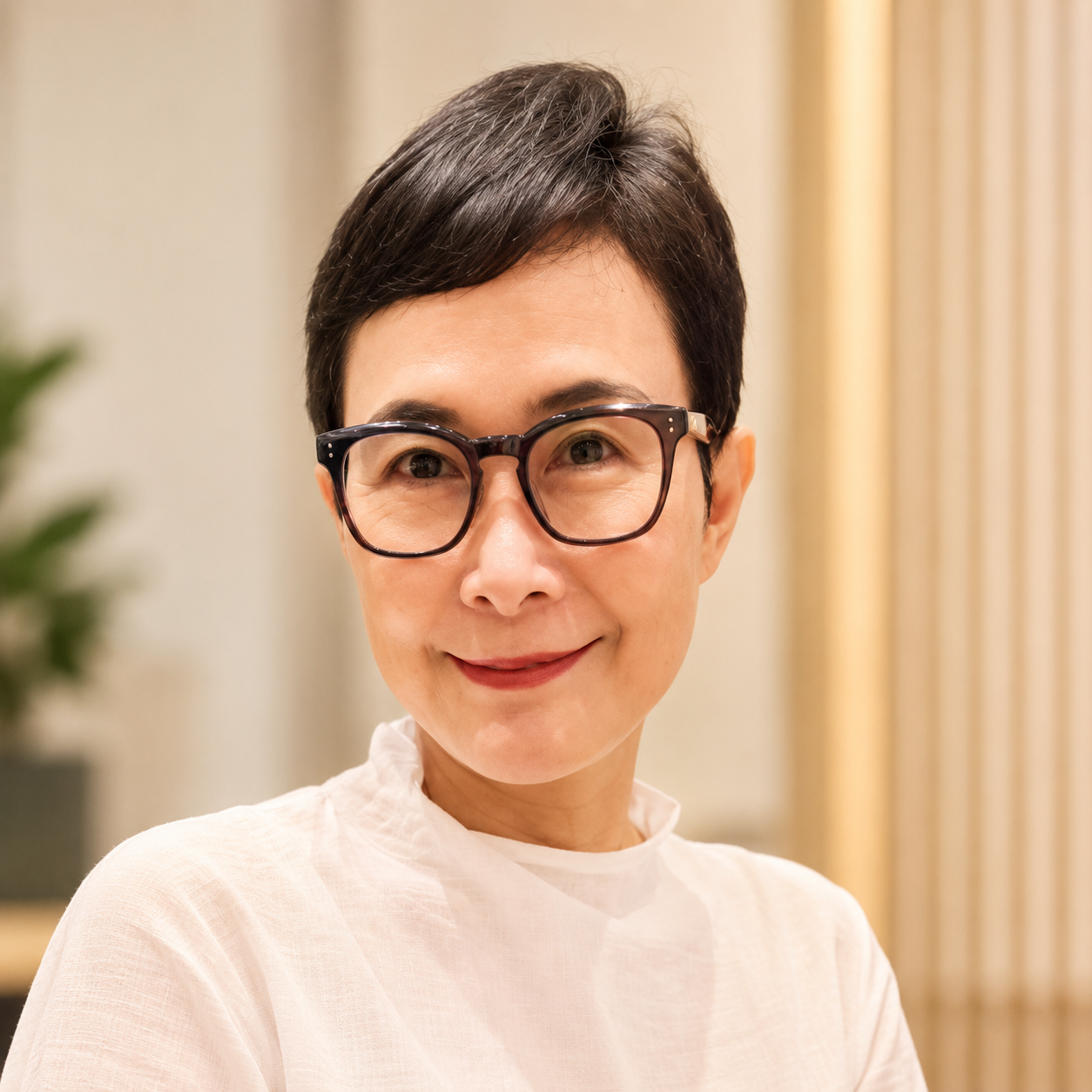 Dewi Larasati (Asti)